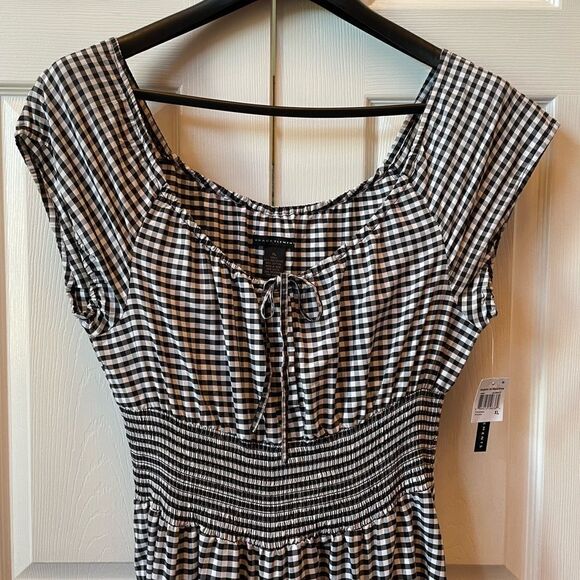 BLACK AND WHITE GINGHAM DRESS WITH CAP SLEEVES AND ELASTIC WAIST SIZE XL NWT - Picture 3 of 8